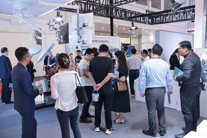 上海国际医疗器械展览会现场.jpg 上海国际医疗器械展览会现场.jpg